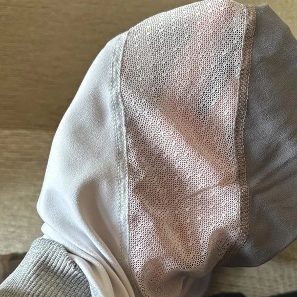 Athleta Grey and White Leggings - Picture 4 of 4